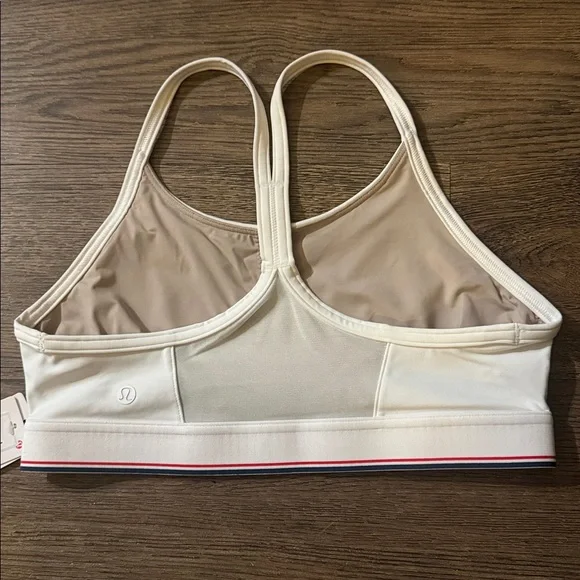 NWT Lululemon Flow Y Mid-support Bra *Logo - Picture 4 of 7